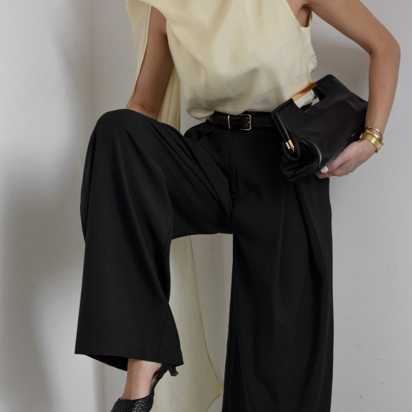 Elegant Sleeveless Solid Color Tank Top
